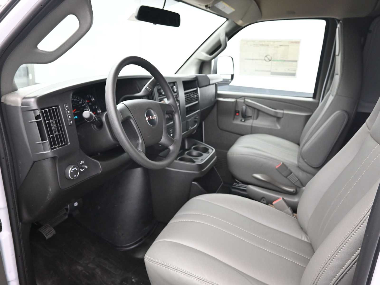 2026 GMC Savana Cargo 3500