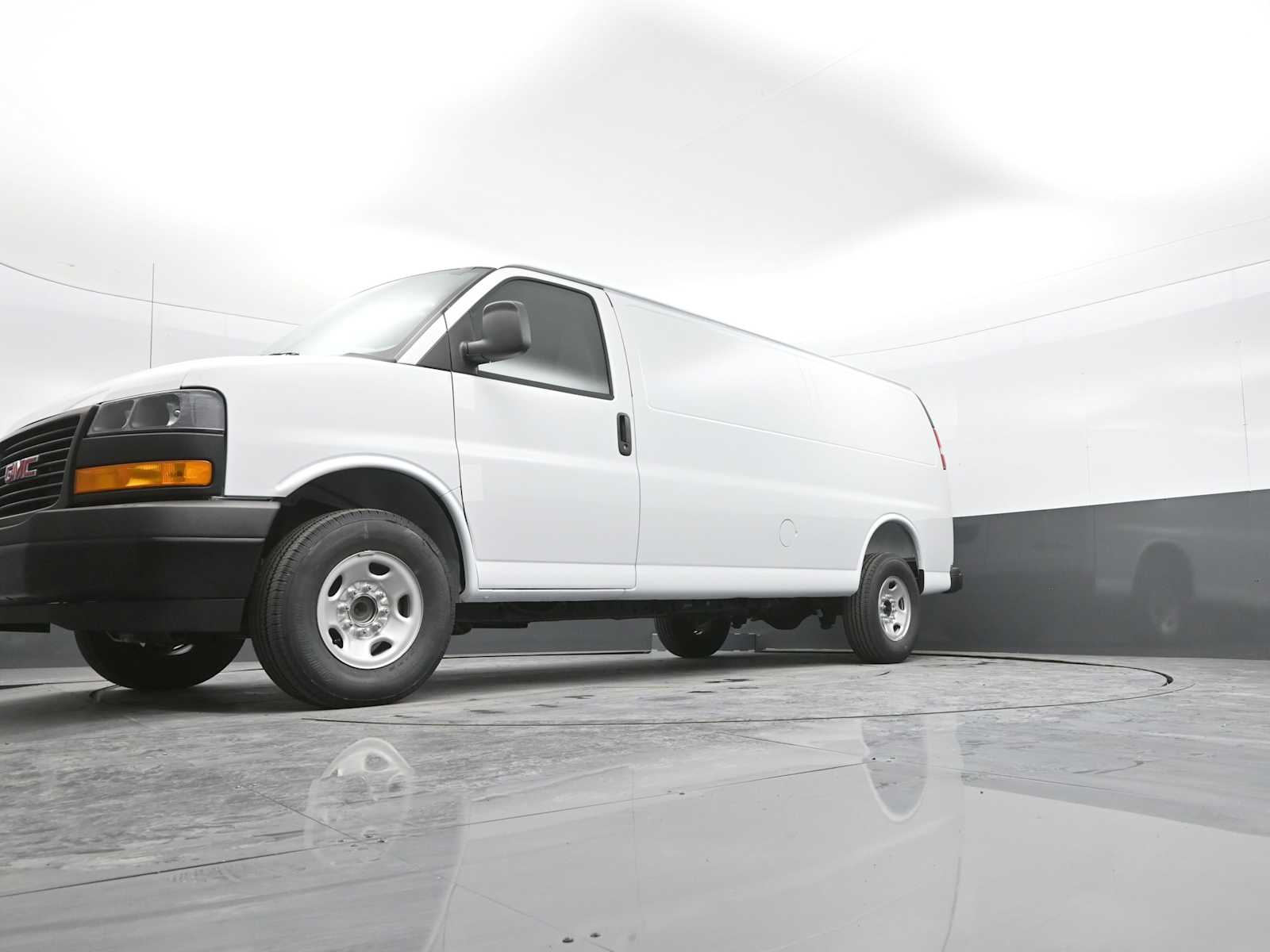 2026 GMC Savana Cargo 3500