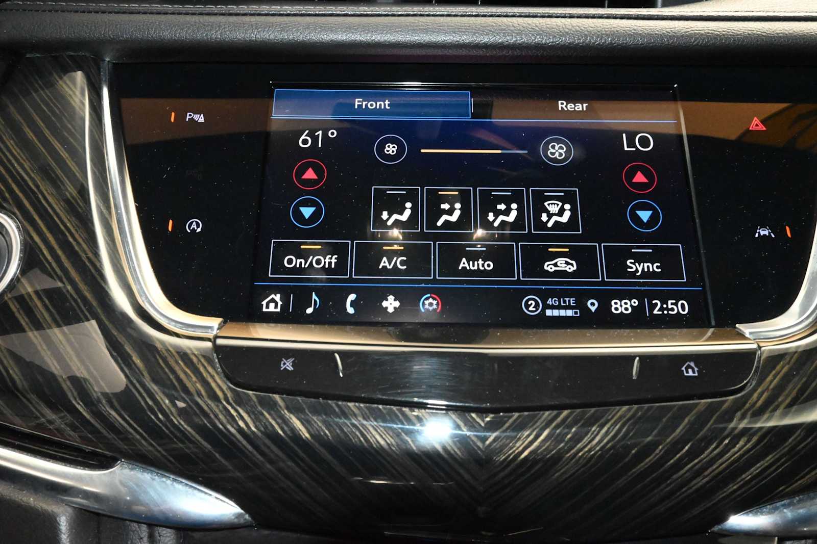2022 Cadillac XT6 AWD Premium Luxury