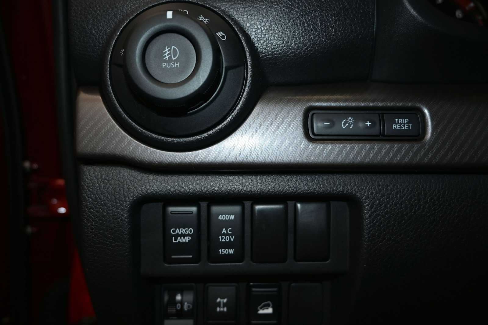 2024 Nissan TITAN Crew Cab PRO-4X 4x4