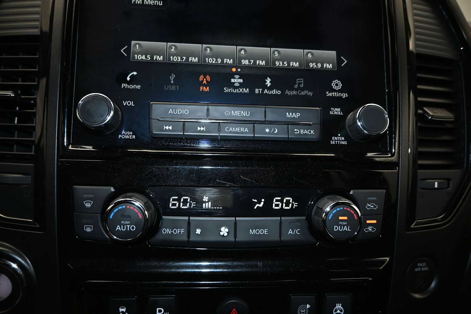 2024 Nissan TITAN Crew Cab PRO-4X 4x4
