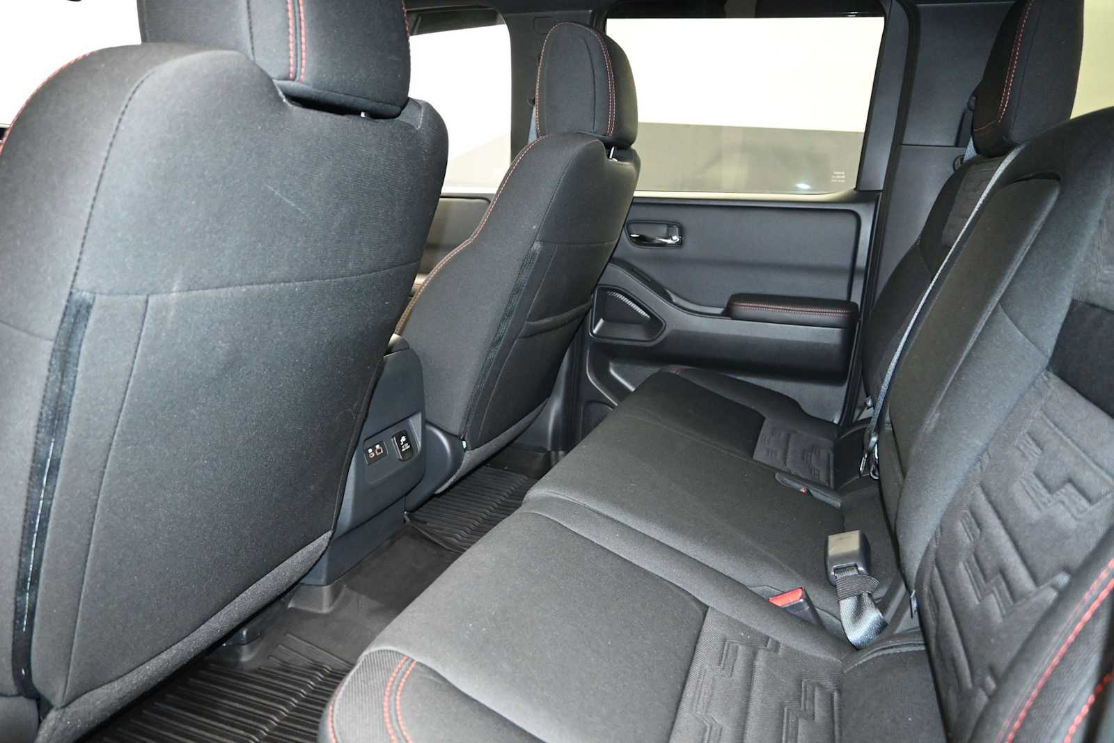 2023 Nissan Frontier Crew Cab PRO-4X 4x4
