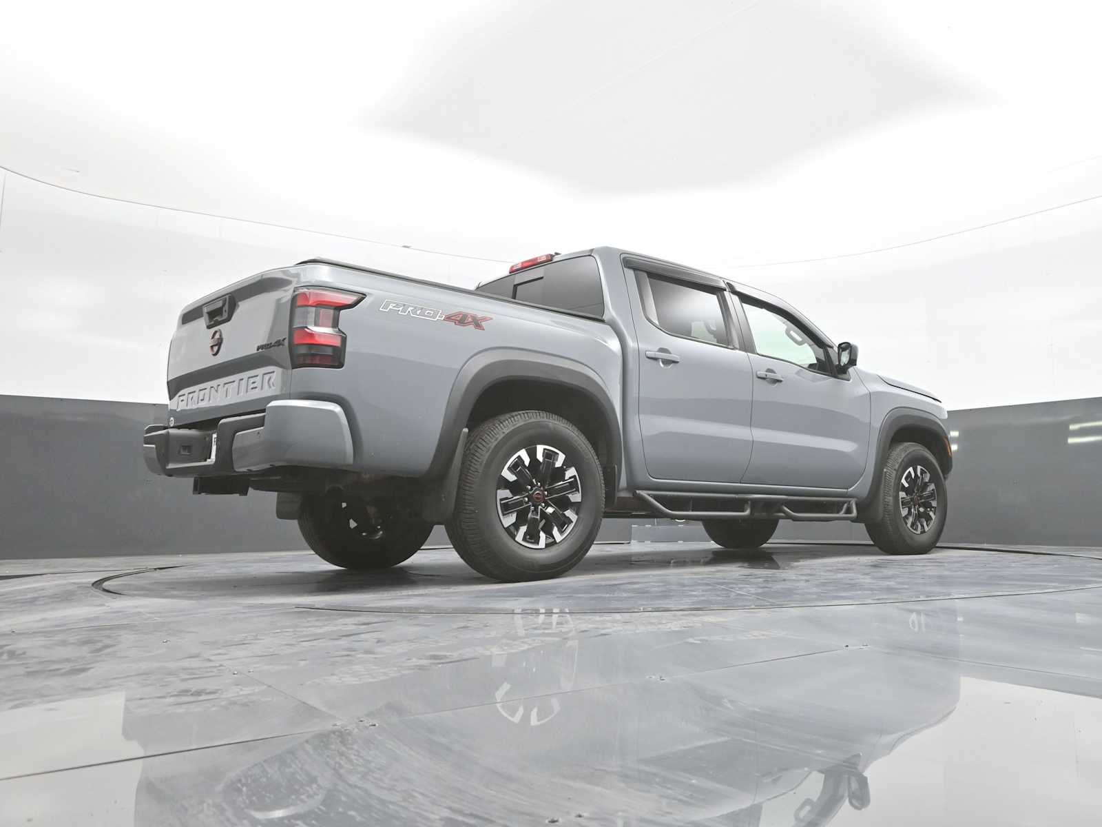 2023 Nissan Frontier Crew Cab PRO-4X 4x4