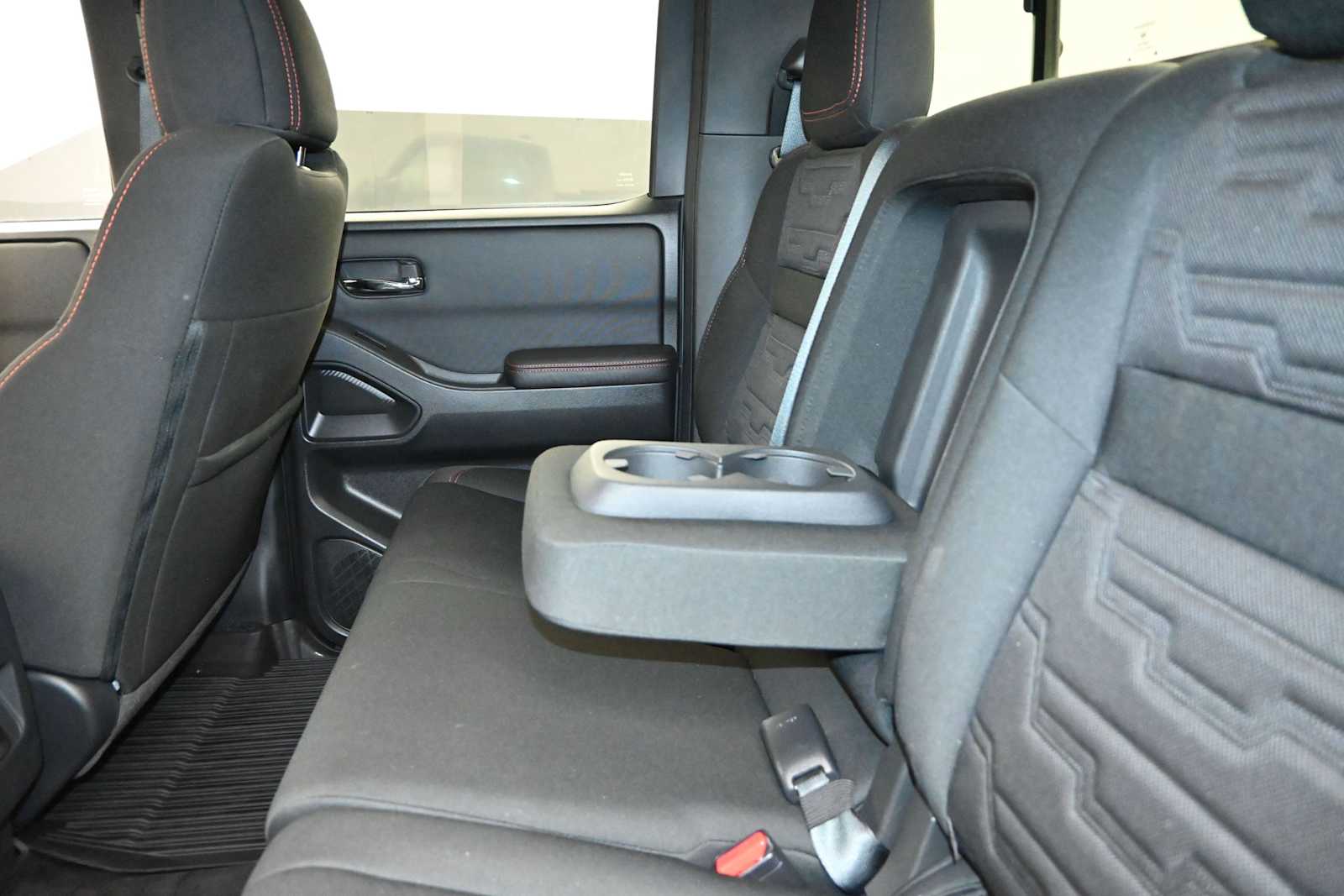 2023 Nissan Frontier Crew Cab PRO-4X 4x4