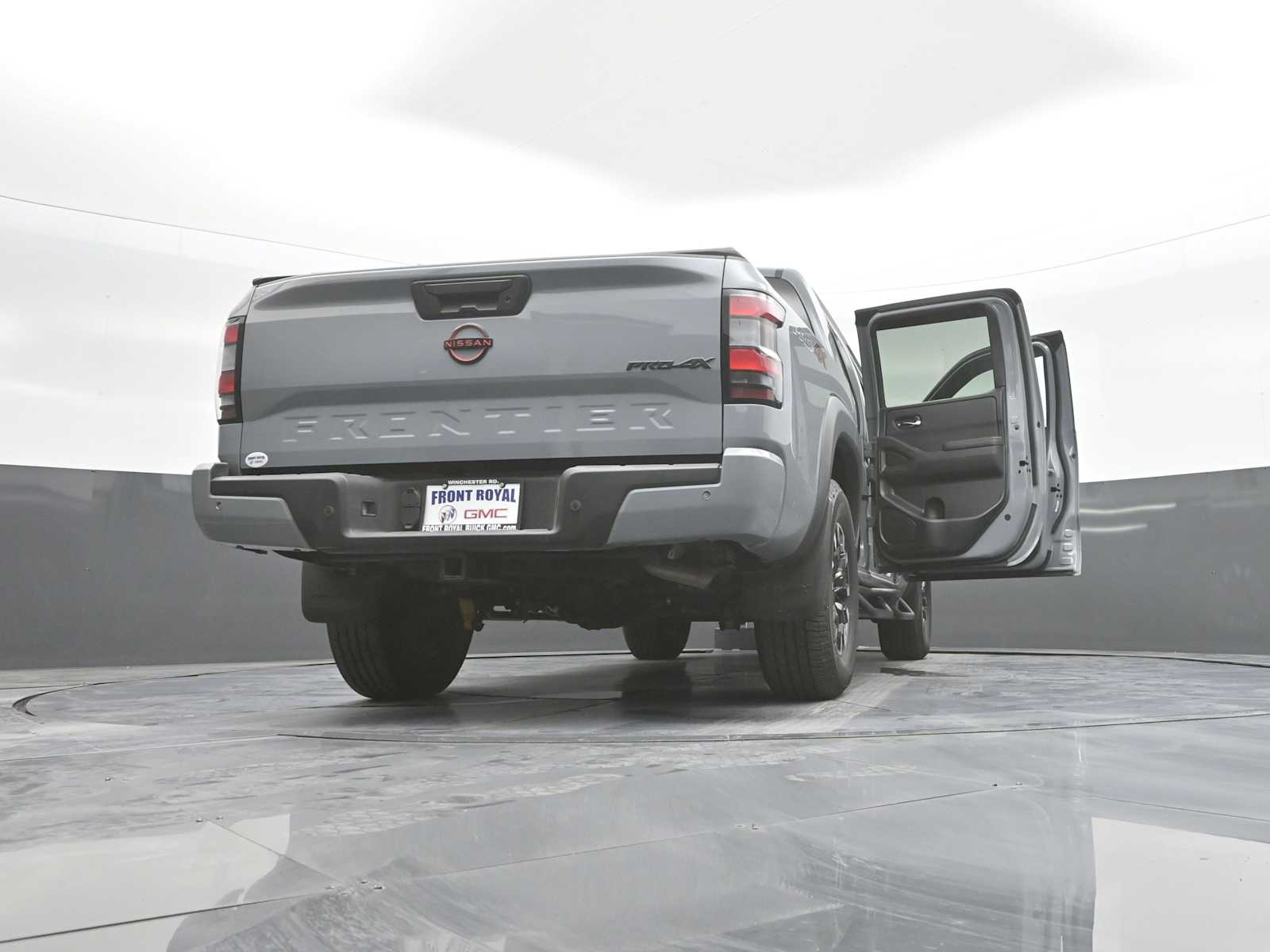 2023 Nissan Frontier Crew Cab PRO-4X 4x4