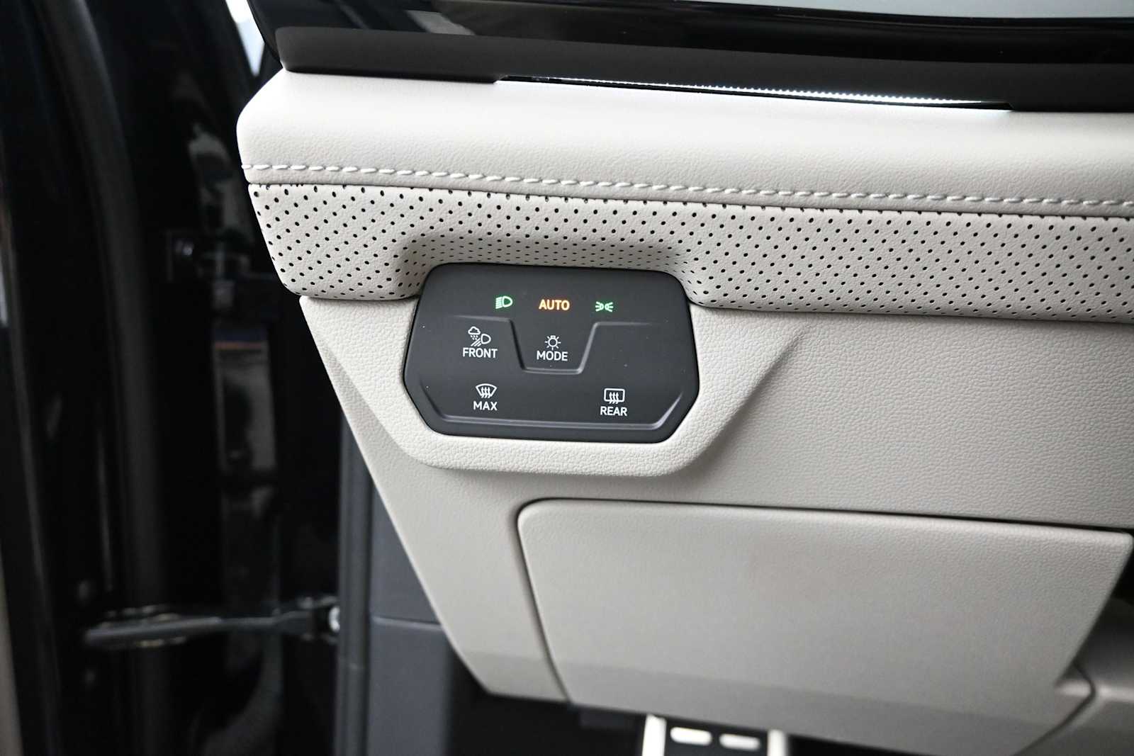 2026 Volkswagen Atlas SEL Premium R-Line