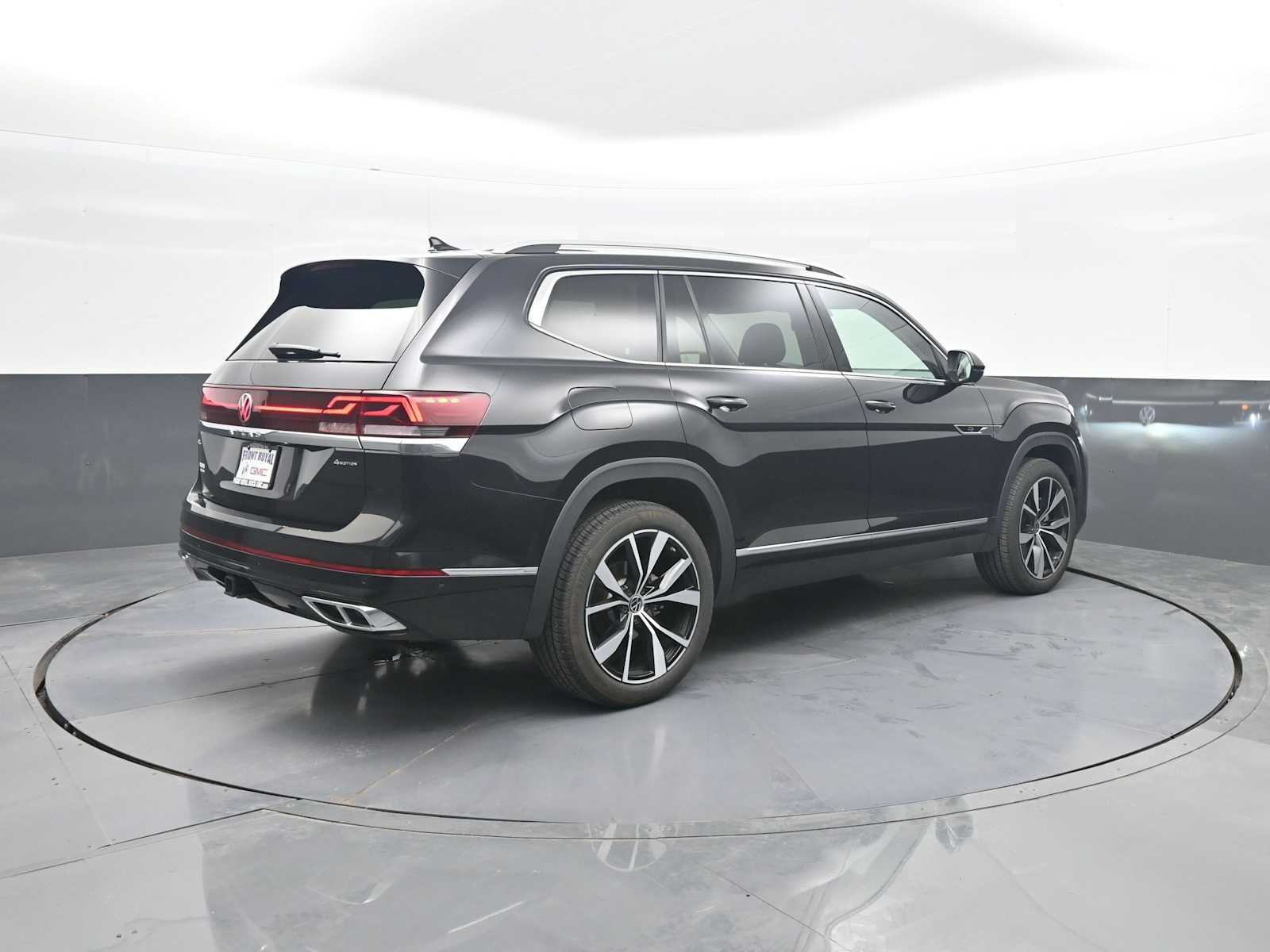 2026 Volkswagen Atlas SEL Premium R-Line