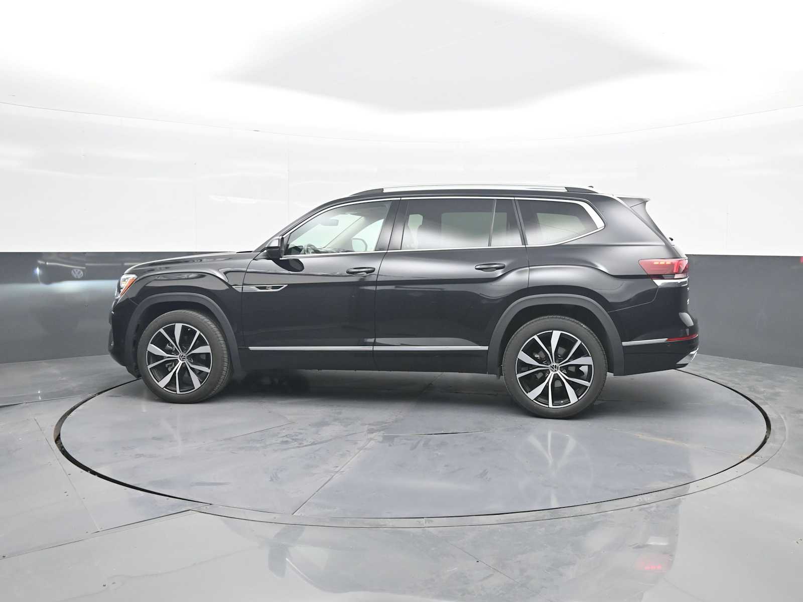 2026 Volkswagen Atlas SEL Premium R-Line