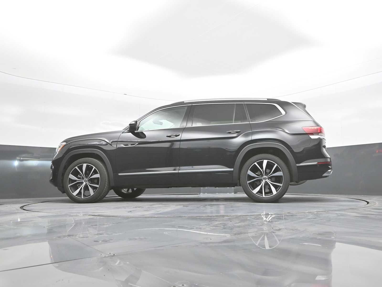 2026 Volkswagen Atlas SEL Premium R-Line