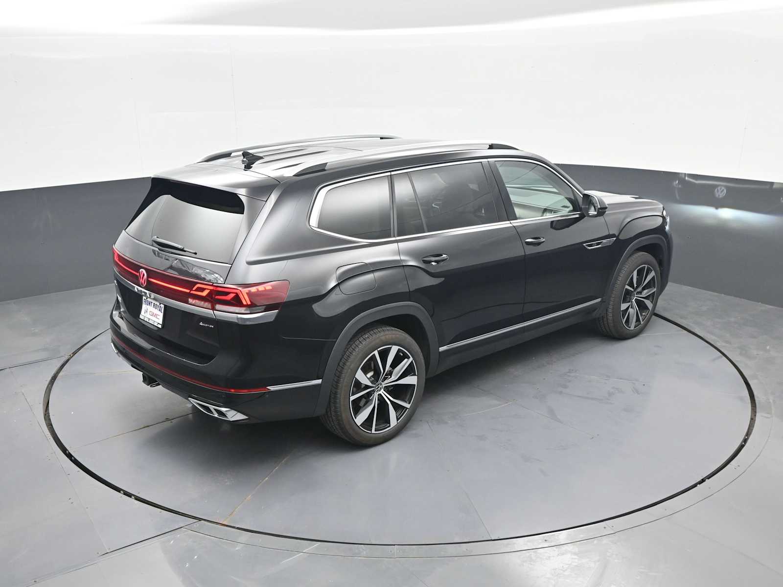 2026 Volkswagen Atlas SEL Premium R-Line