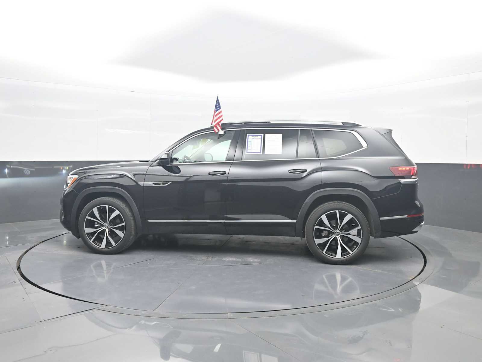 2026 Volkswagen Atlas SEL Premium R-Line