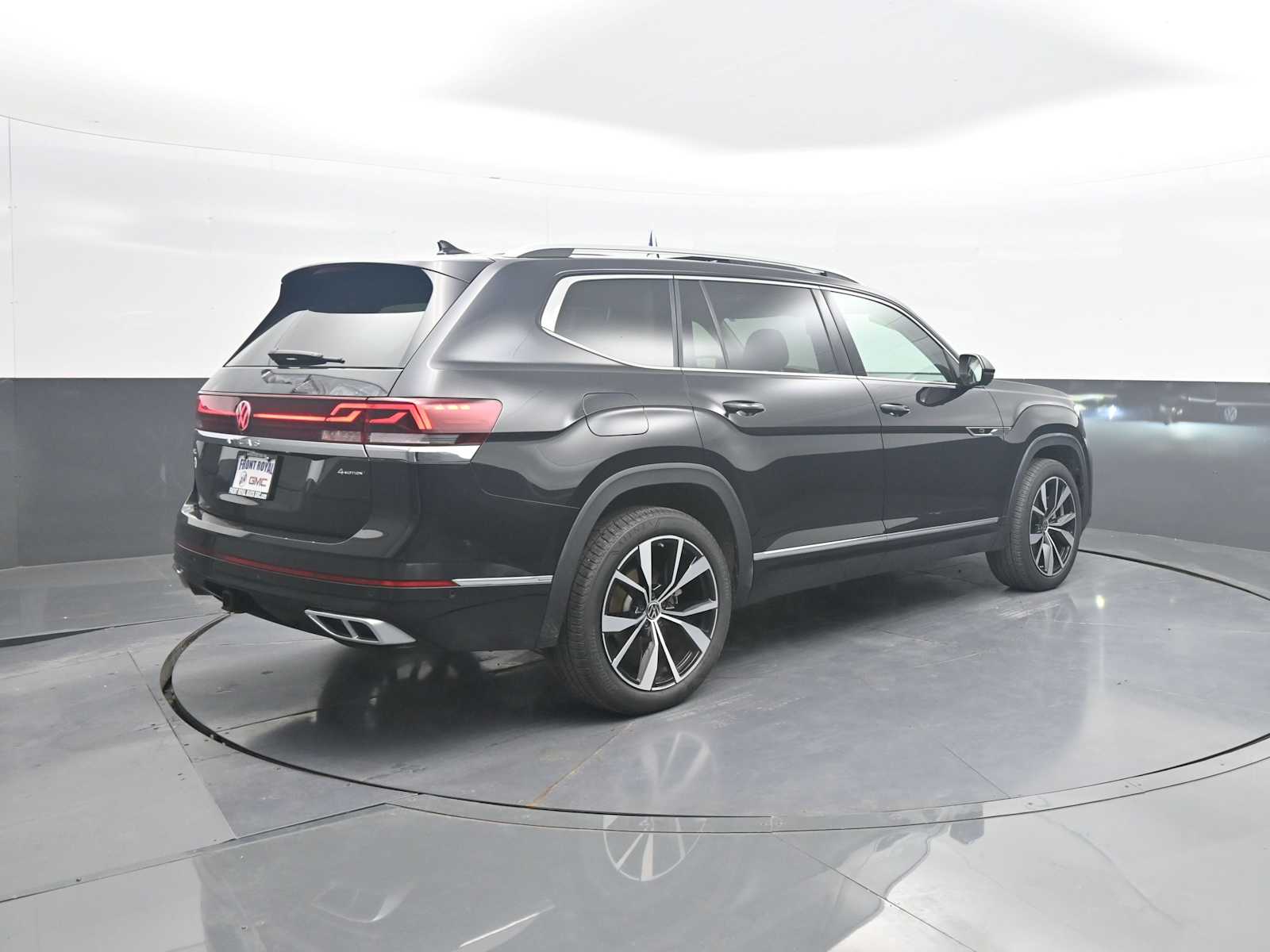 2026 Volkswagen Atlas SEL Premium R-Line
