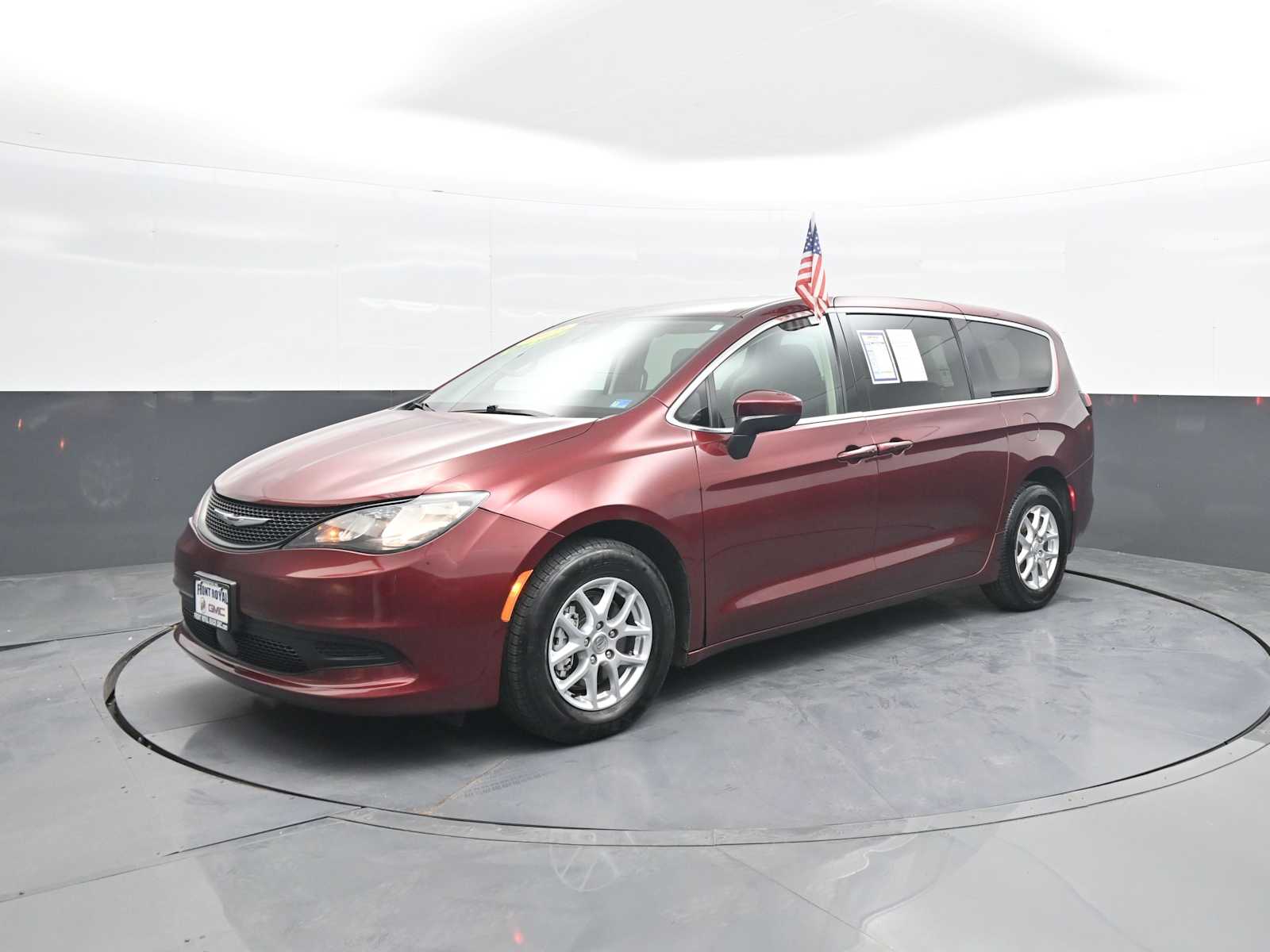 2023 Chrysler Voyager LX
