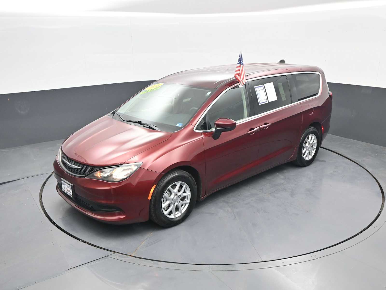 2023 Chrysler Voyager LX