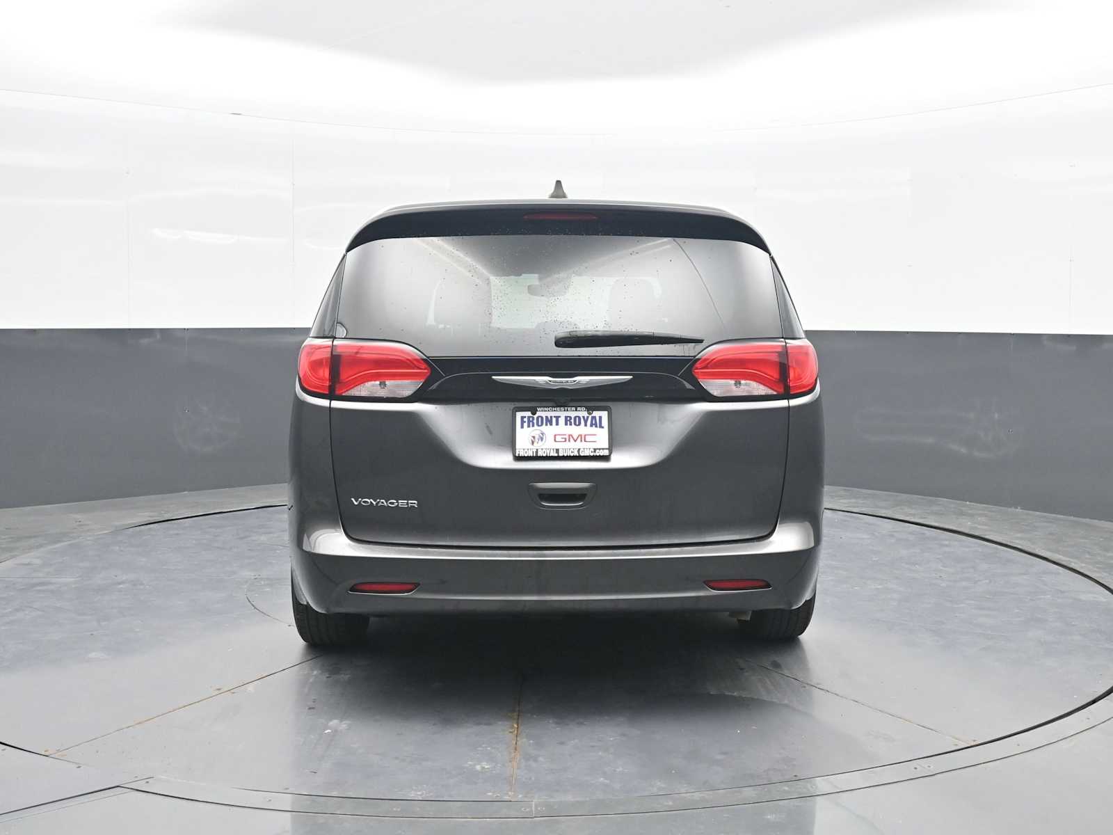 2023 Chrysler Voyager LX