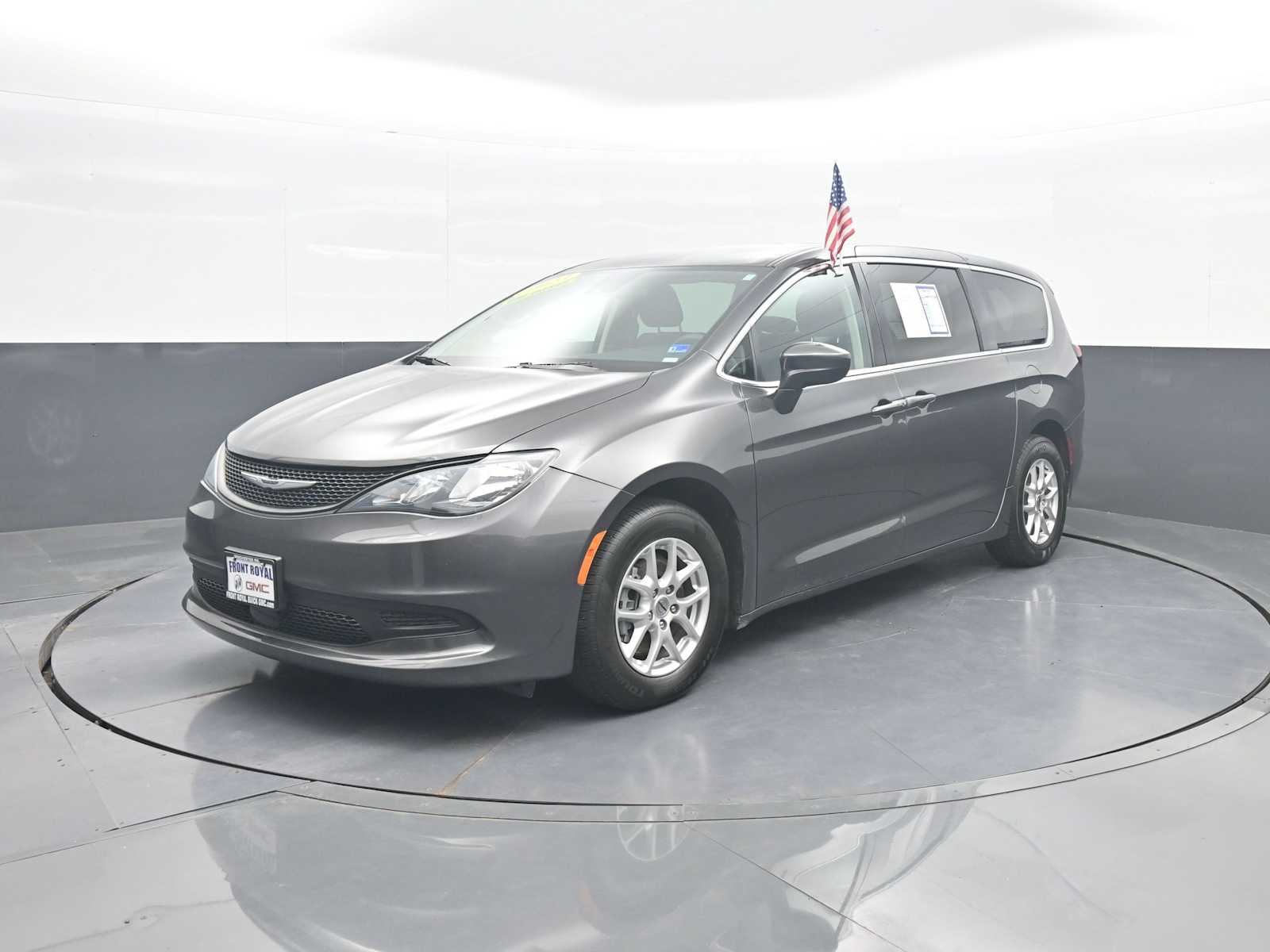 2023 Chrysler Voyager LX