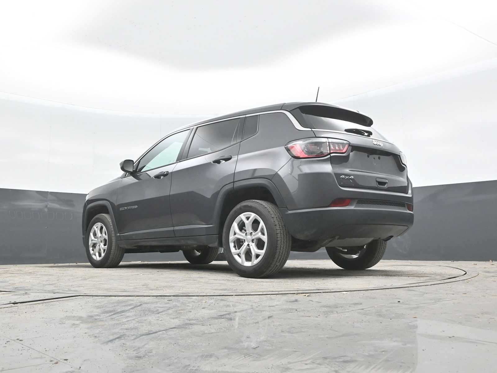 2024 Jeep Compass Sport