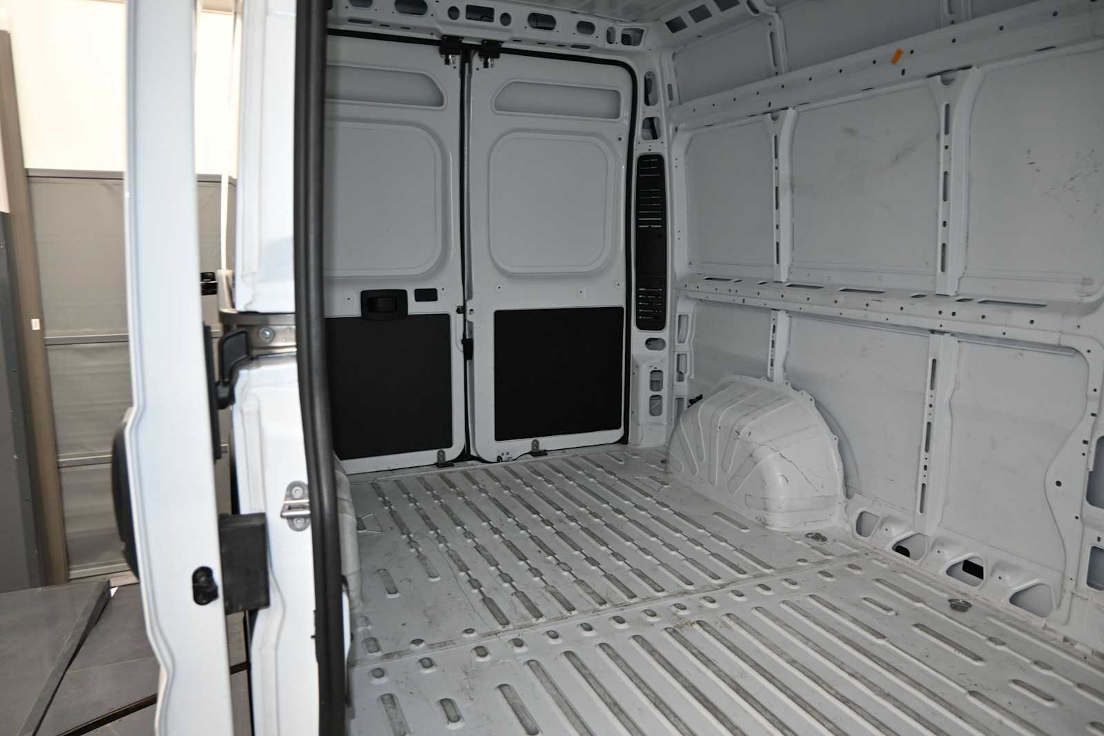 2025 Ram ProMaster 2500 Cargo Van Tradesman High Roof 159" WB w/Pass Seat