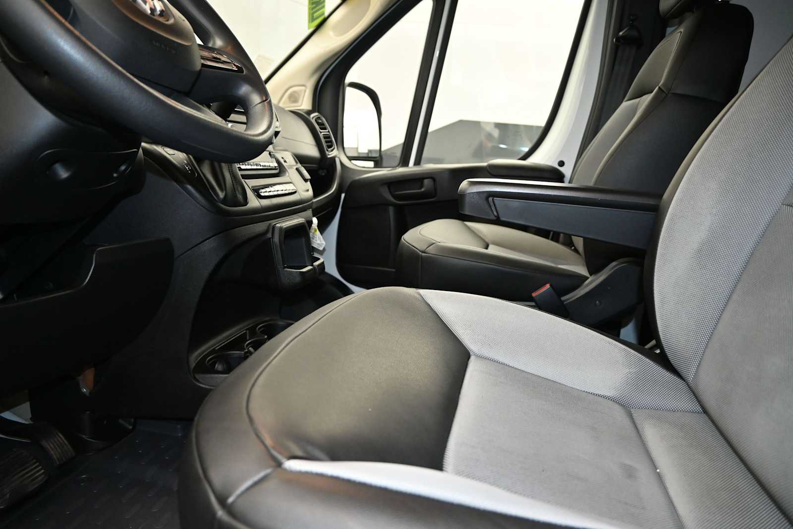 2025 Ram ProMaster 2500 Cargo Van Tradesman High Roof 159" WB w/Pass Seat