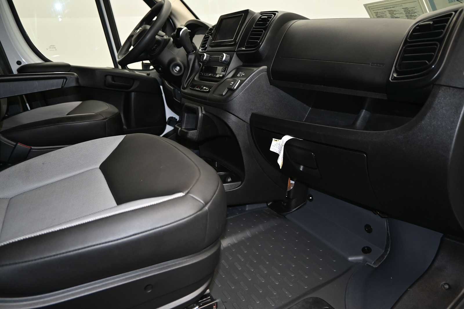 2025 Ram ProMaster 2500 Cargo Van Tradesman High Roof 159" WB w/Pass Seat