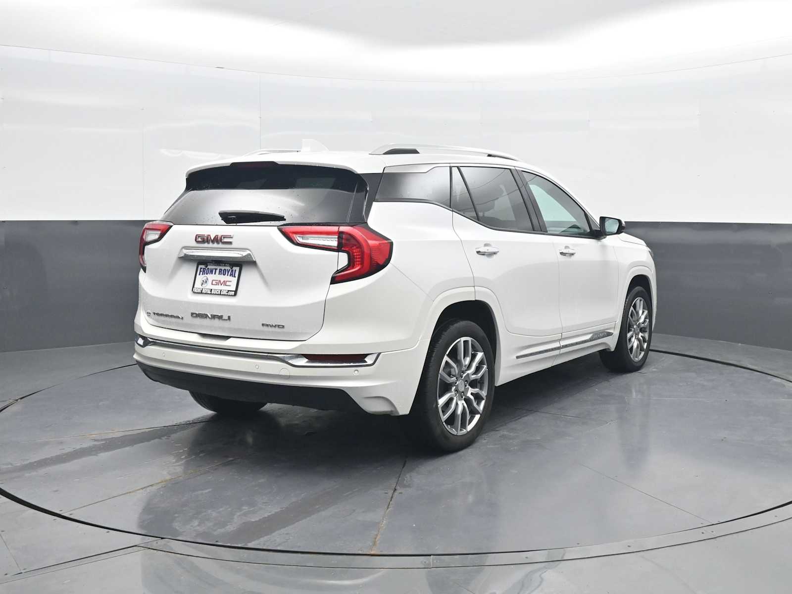 2024 GMC Terrain Denali