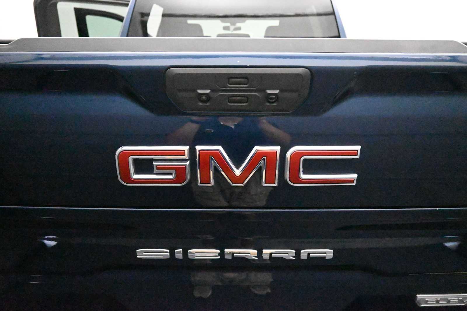2022 GMC Sierra 1500 Limited Elevation