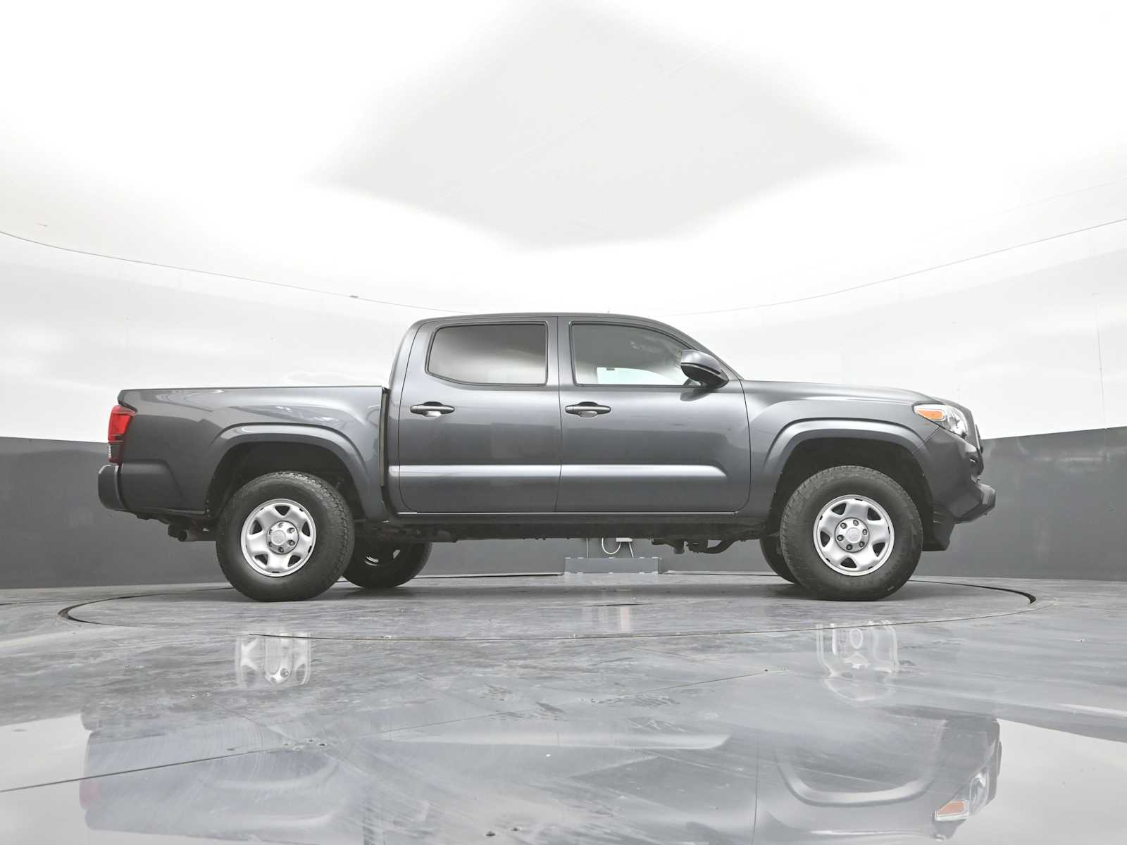 2022 Toyota Tacoma SR V6