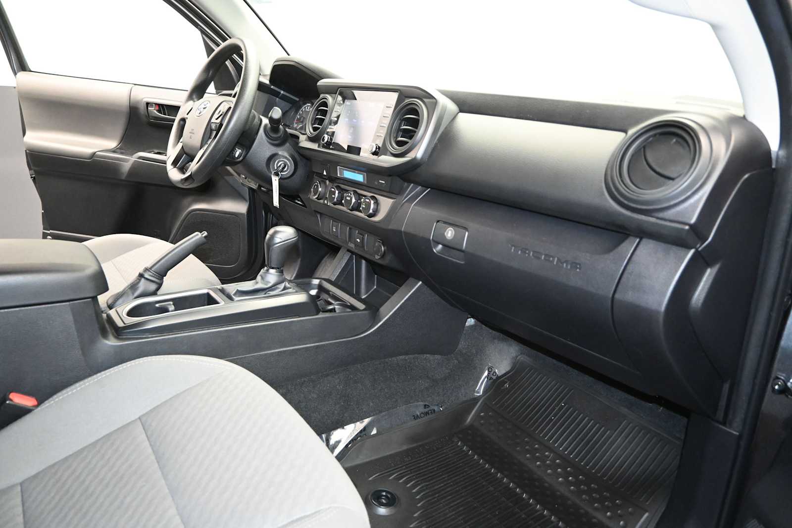 2022 Toyota Tacoma SR V6
