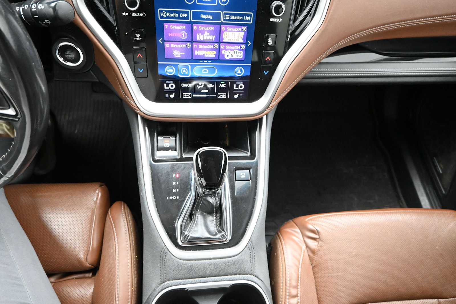 2020 Subaru Outback Touring XT