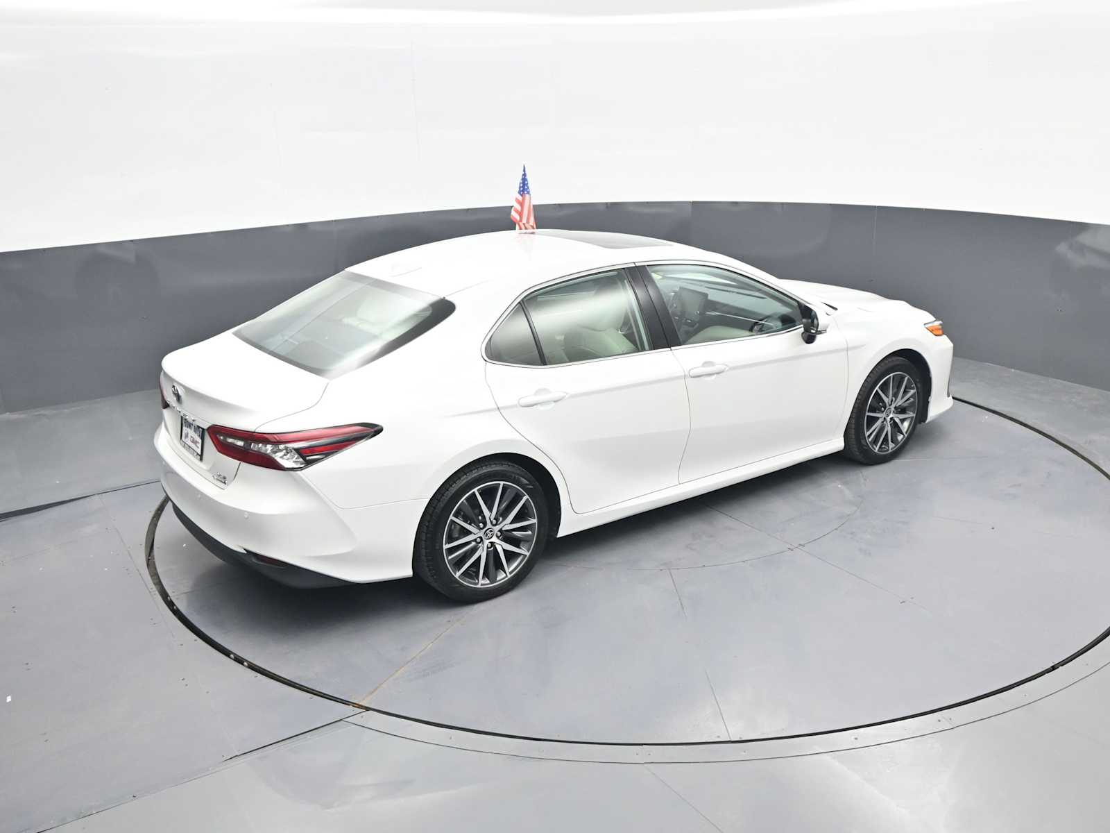 2024 Toyota Camry Hybrid XLE