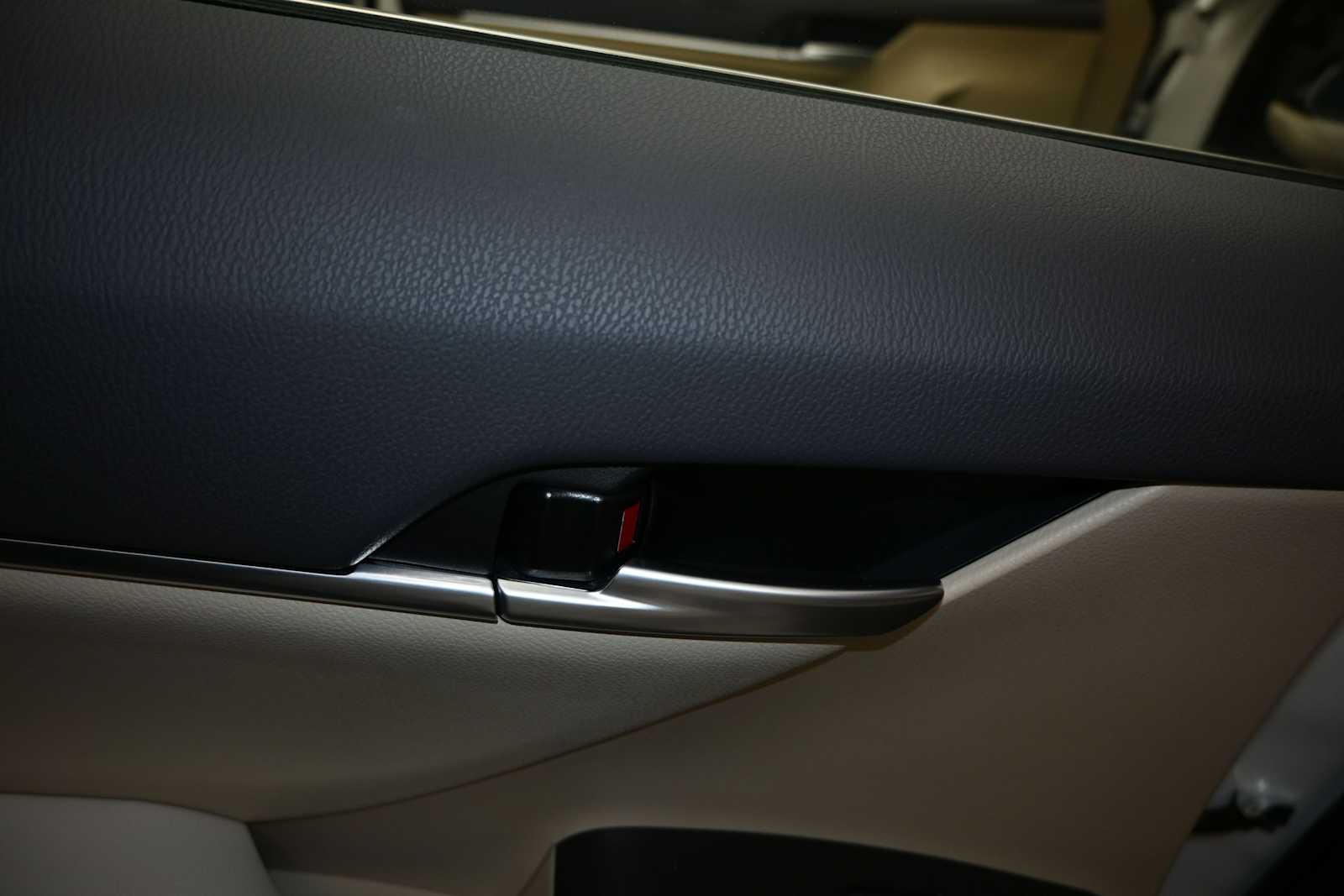 2024 Toyota Camry Hybrid XLE