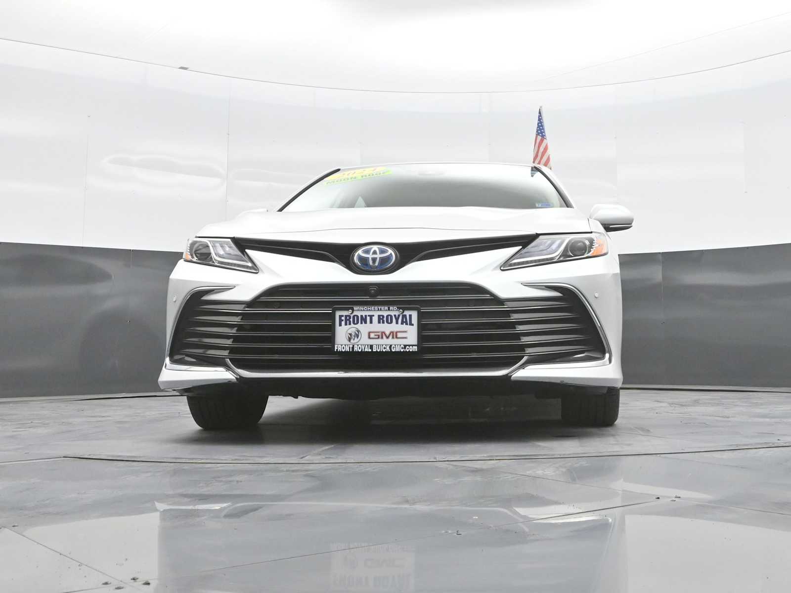 2024 Toyota Camry Hybrid XLE