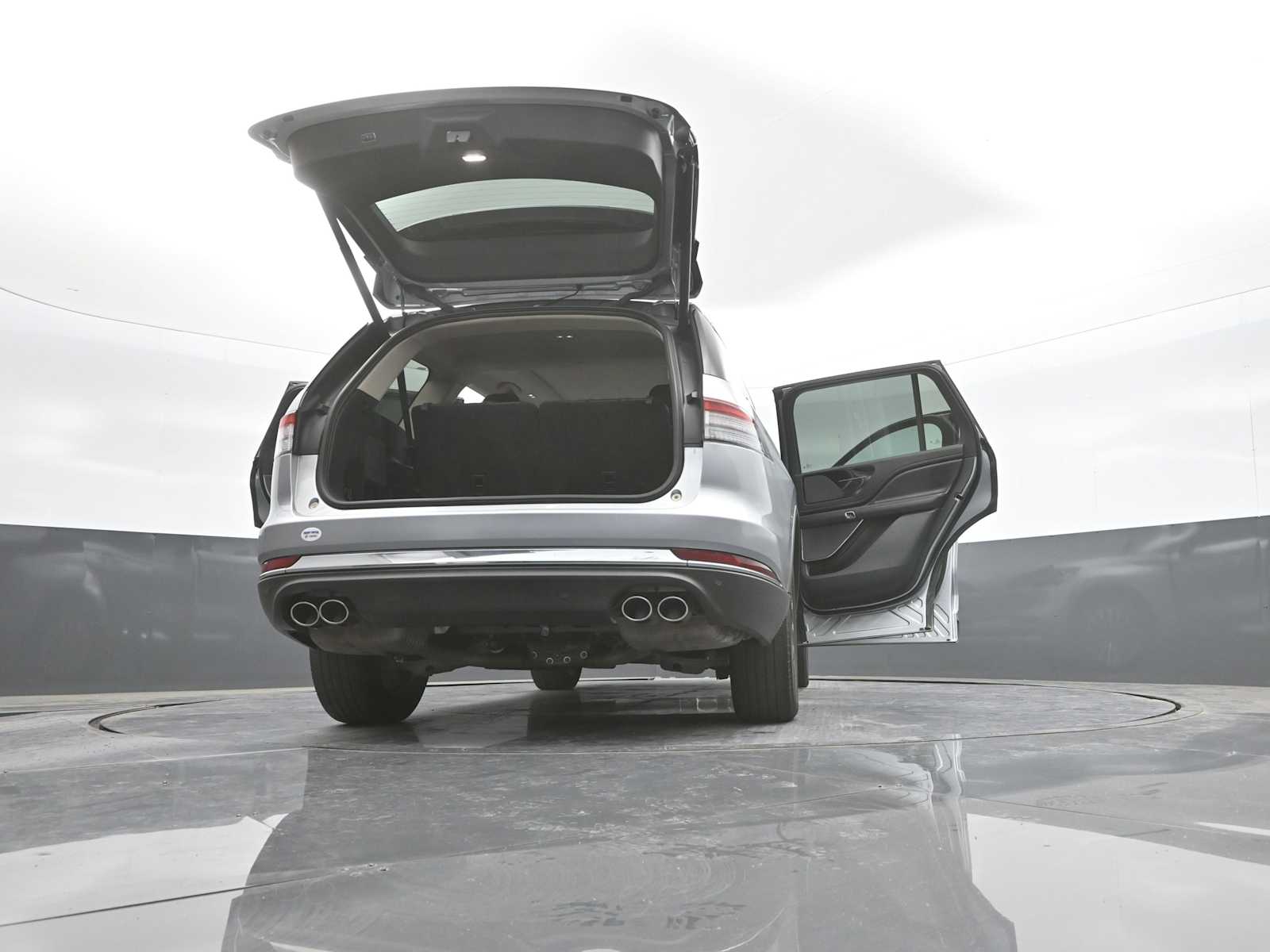 2023 Lincoln Aviator Standard