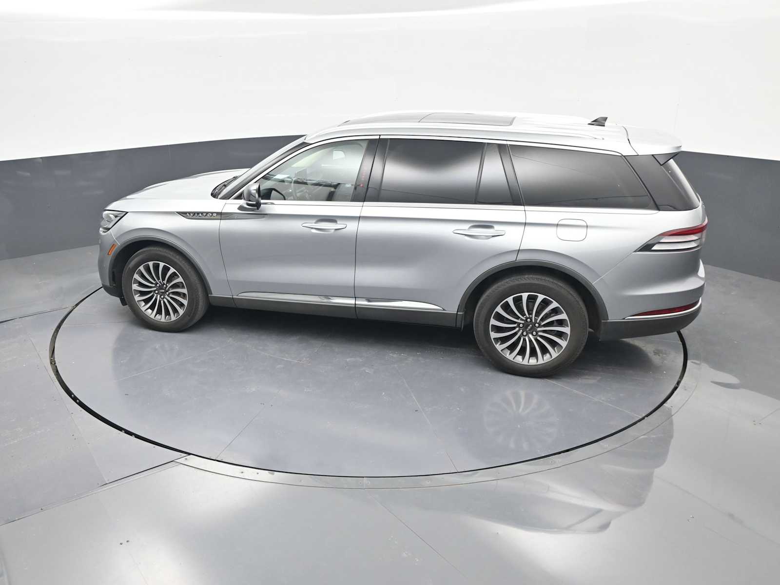 2023 Lincoln Aviator Standard