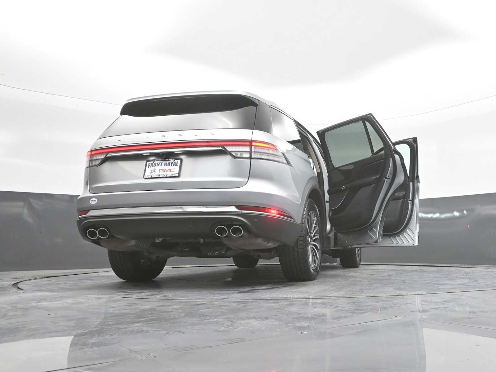 2023 Lincoln Aviator Standard