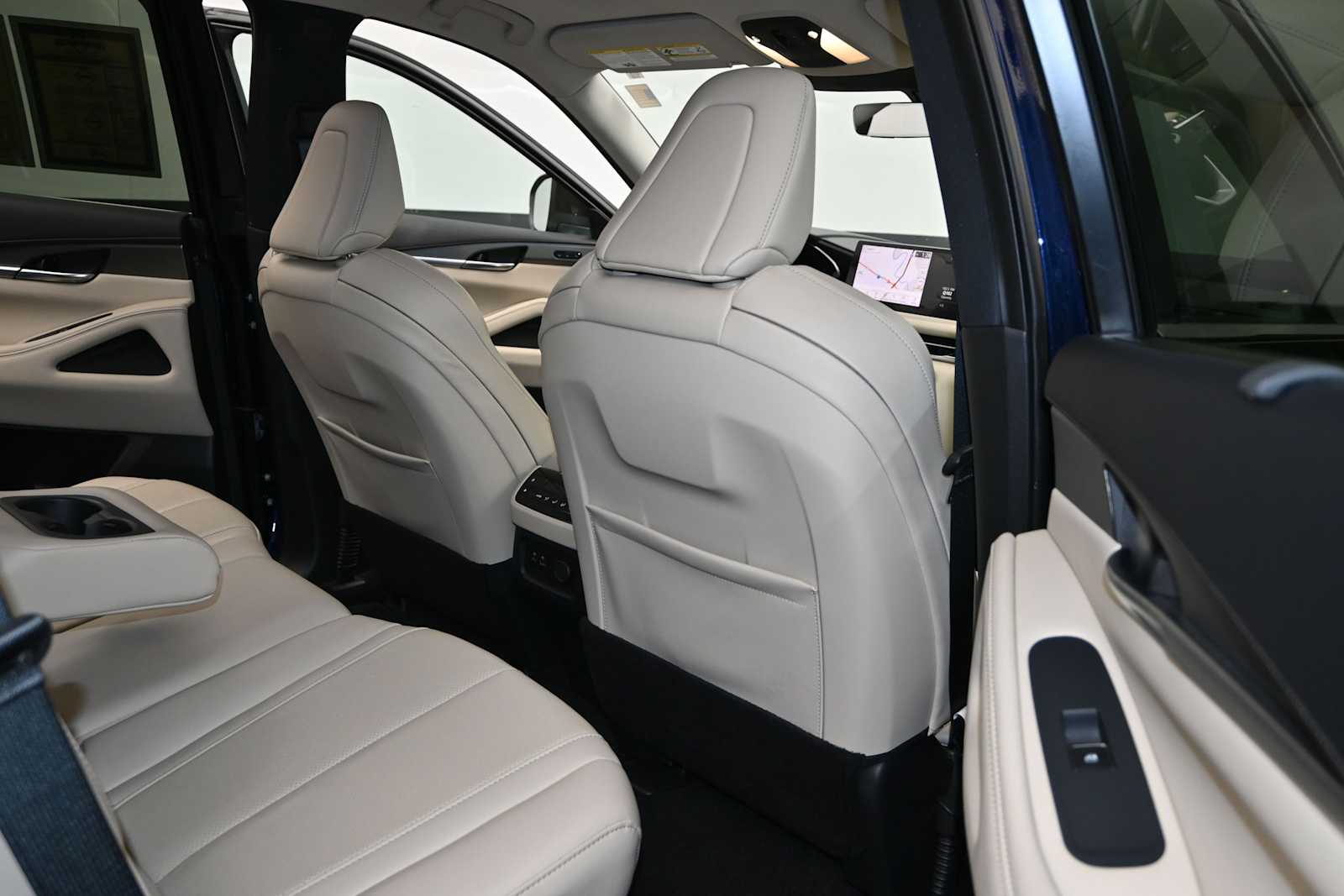 2023 INFINITI QX60 LUXE AWD