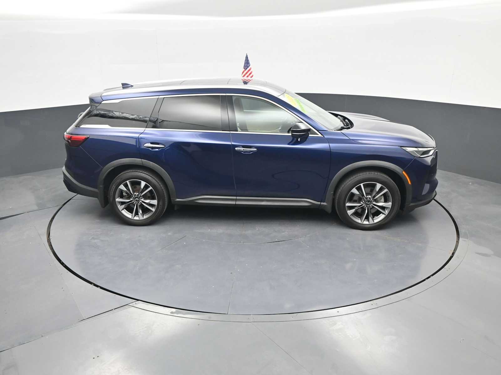 2023 INFINITI QX60 LUXE AWD