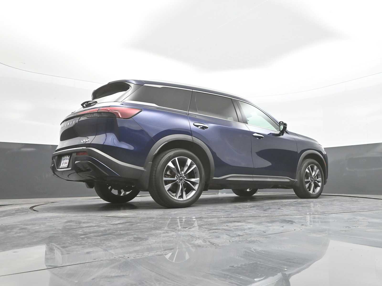2023 INFINITI QX60 LUXE AWD