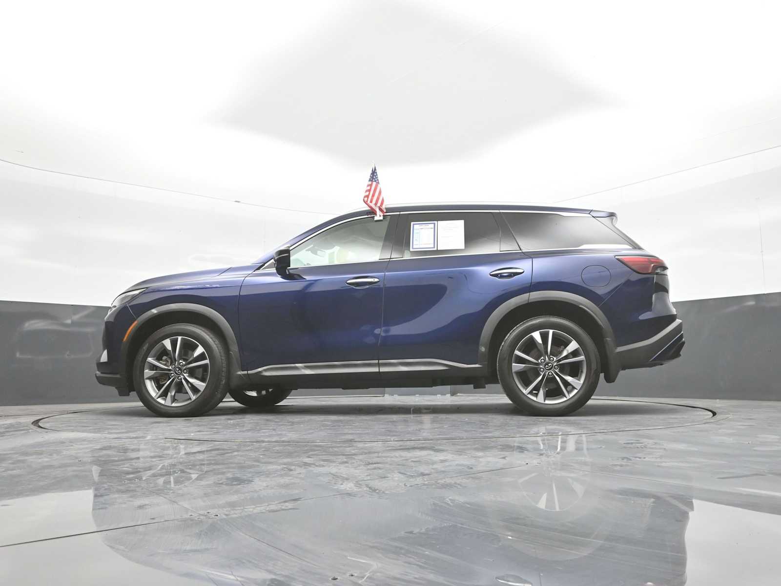 2023 INFINITI QX60 LUXE AWD
