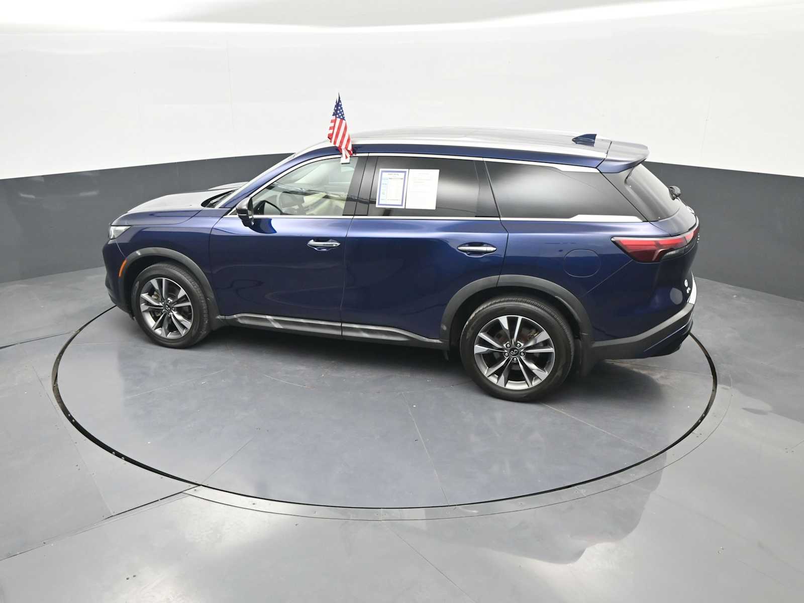 2023 INFINITI QX60 LUXE AWD