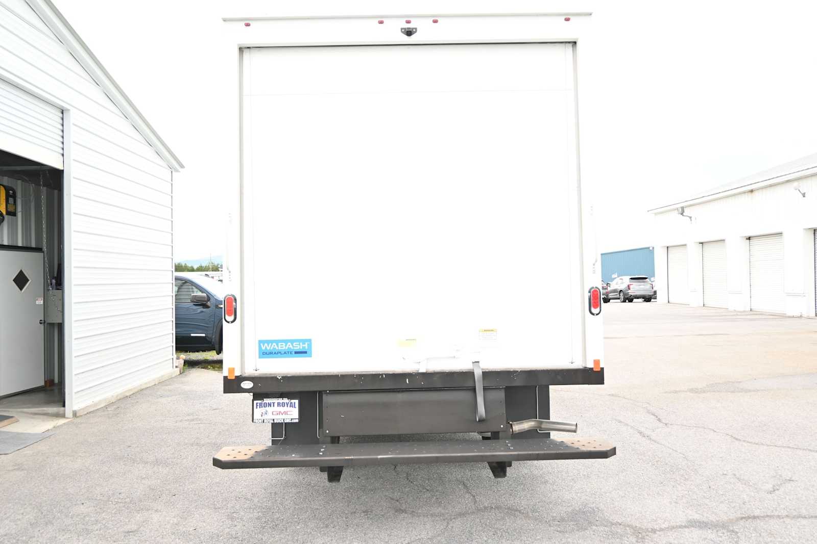 2024 GMC Savana Cutaway 4500 Van