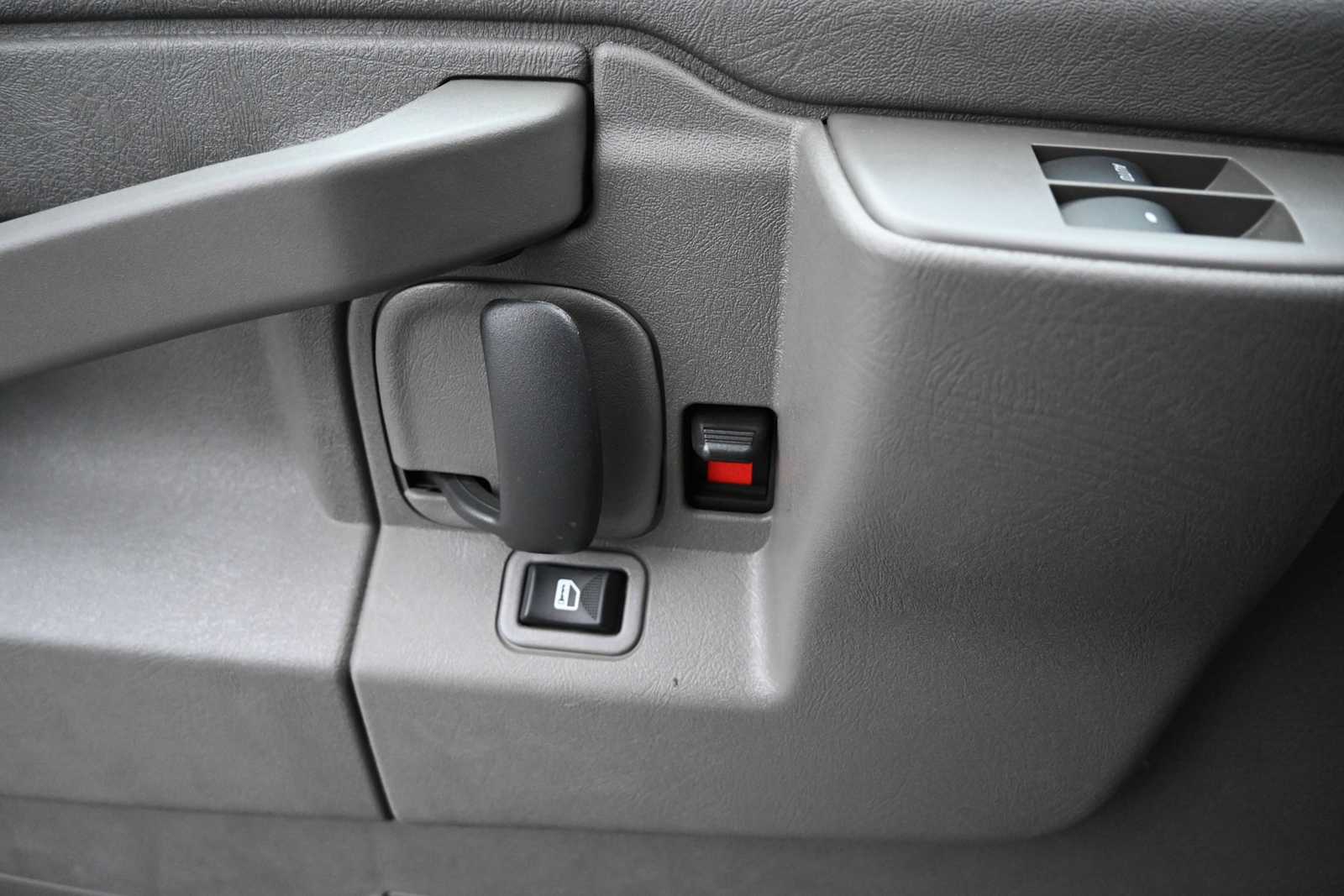 2024 GMC Savana Cutaway 4500 Van