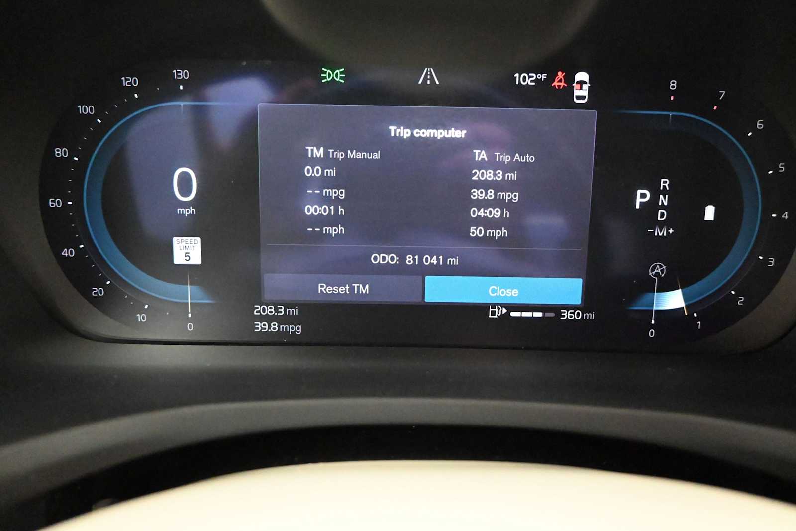 2024 Volvo S60 B5 Plus Dark Theme