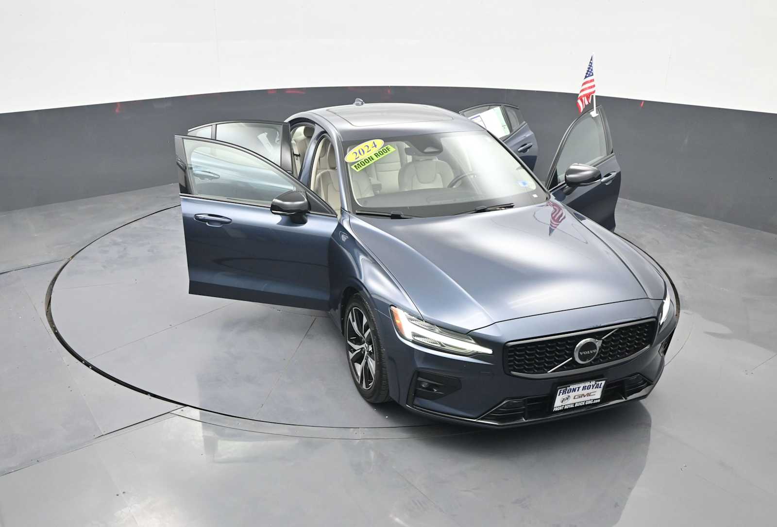 2024 Volvo S60 B5 Plus Dark Theme