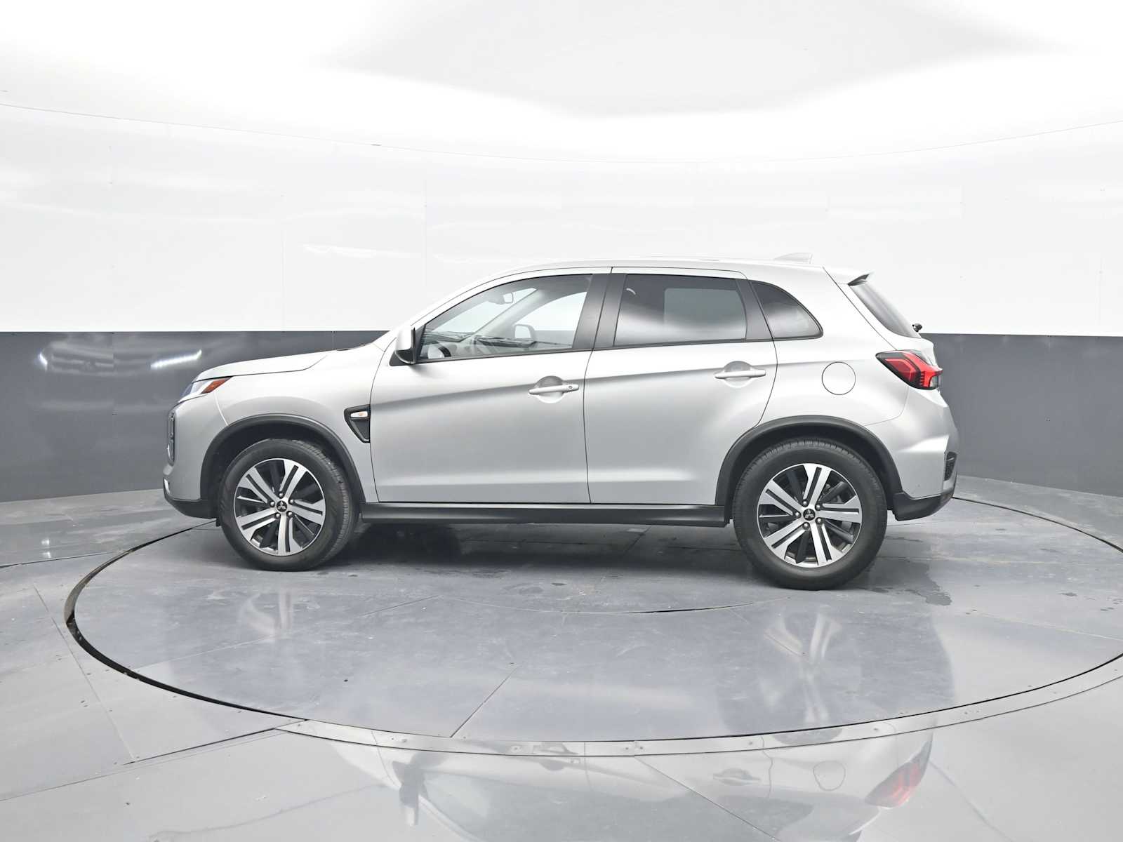 2025 Mitsubishi Outlander Sport ES