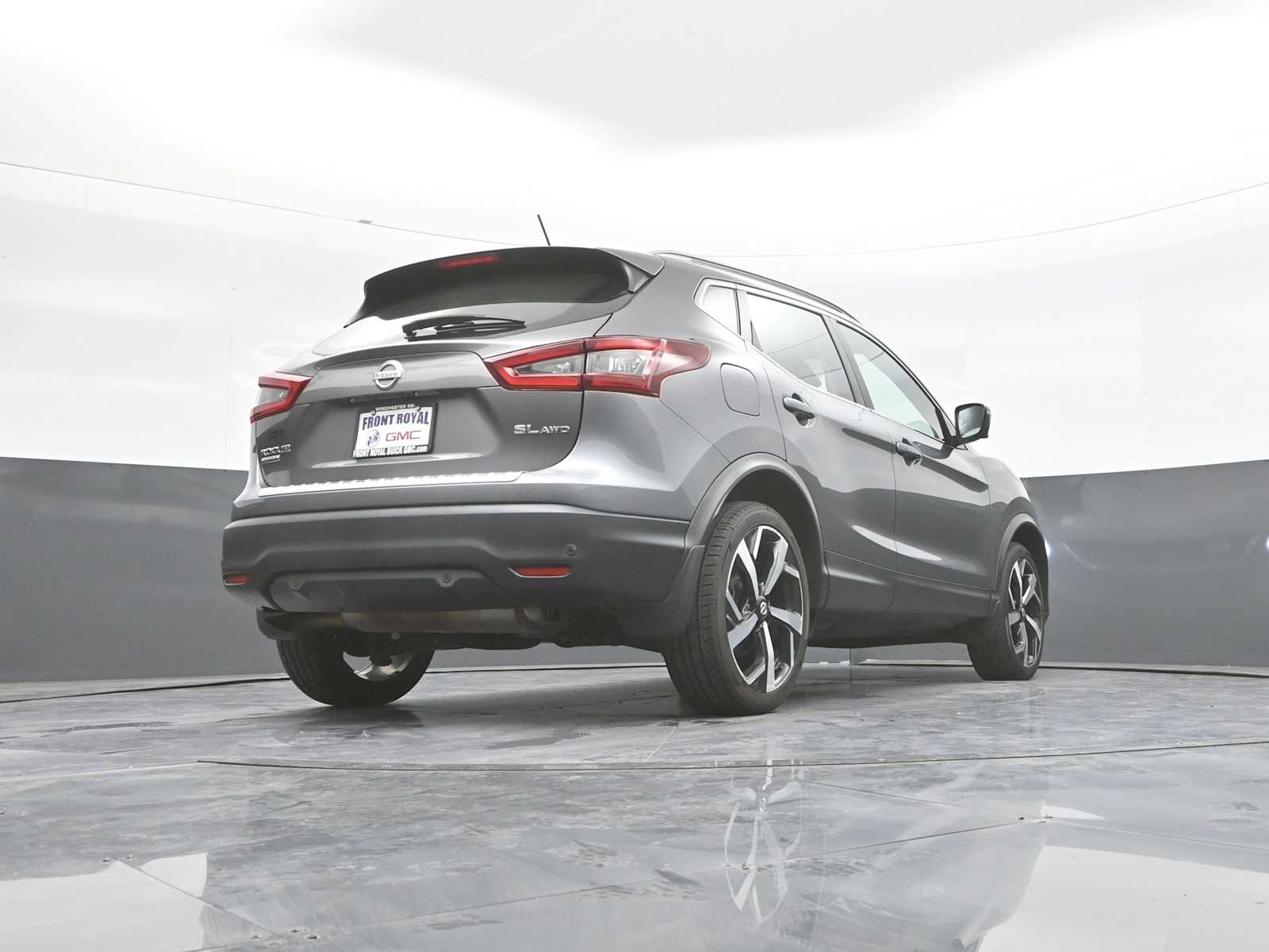 2022 Nissan Rogue Sport SL
