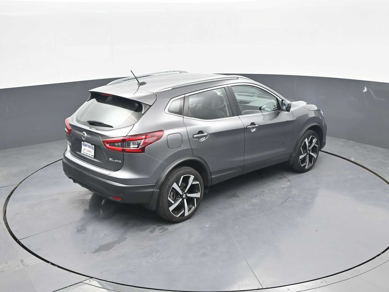 2022 Nissan Rogue Sport SL