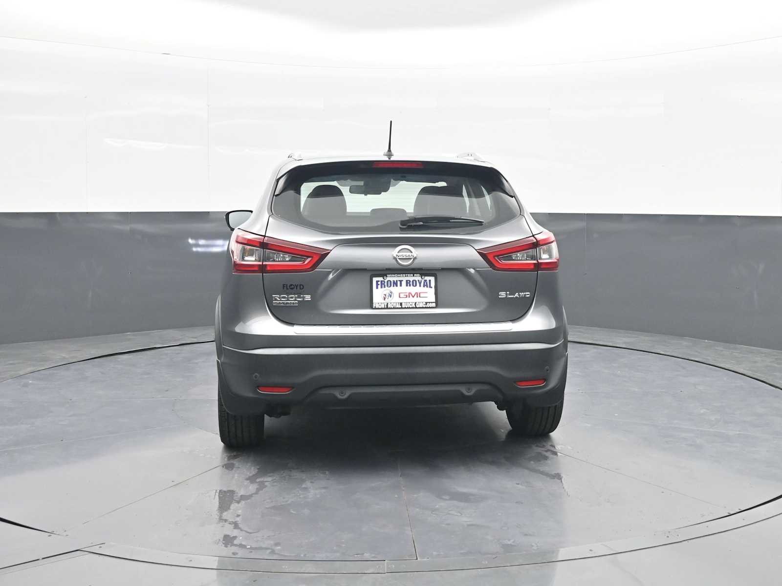 2022 Nissan Rogue Sport SL