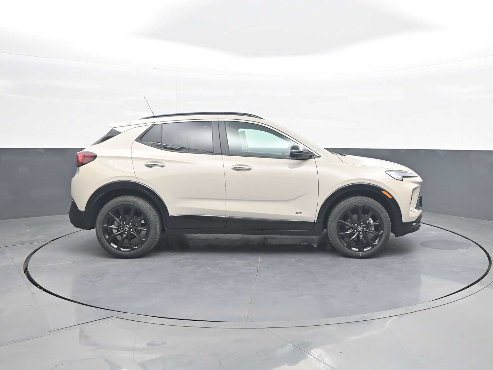 2026 Buick Encore GX Sport Touring - Photo 9