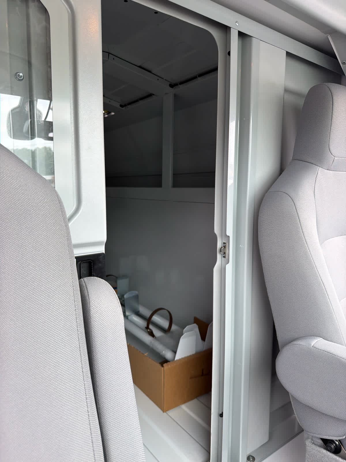 2026 Ford E-350 Cutaway 